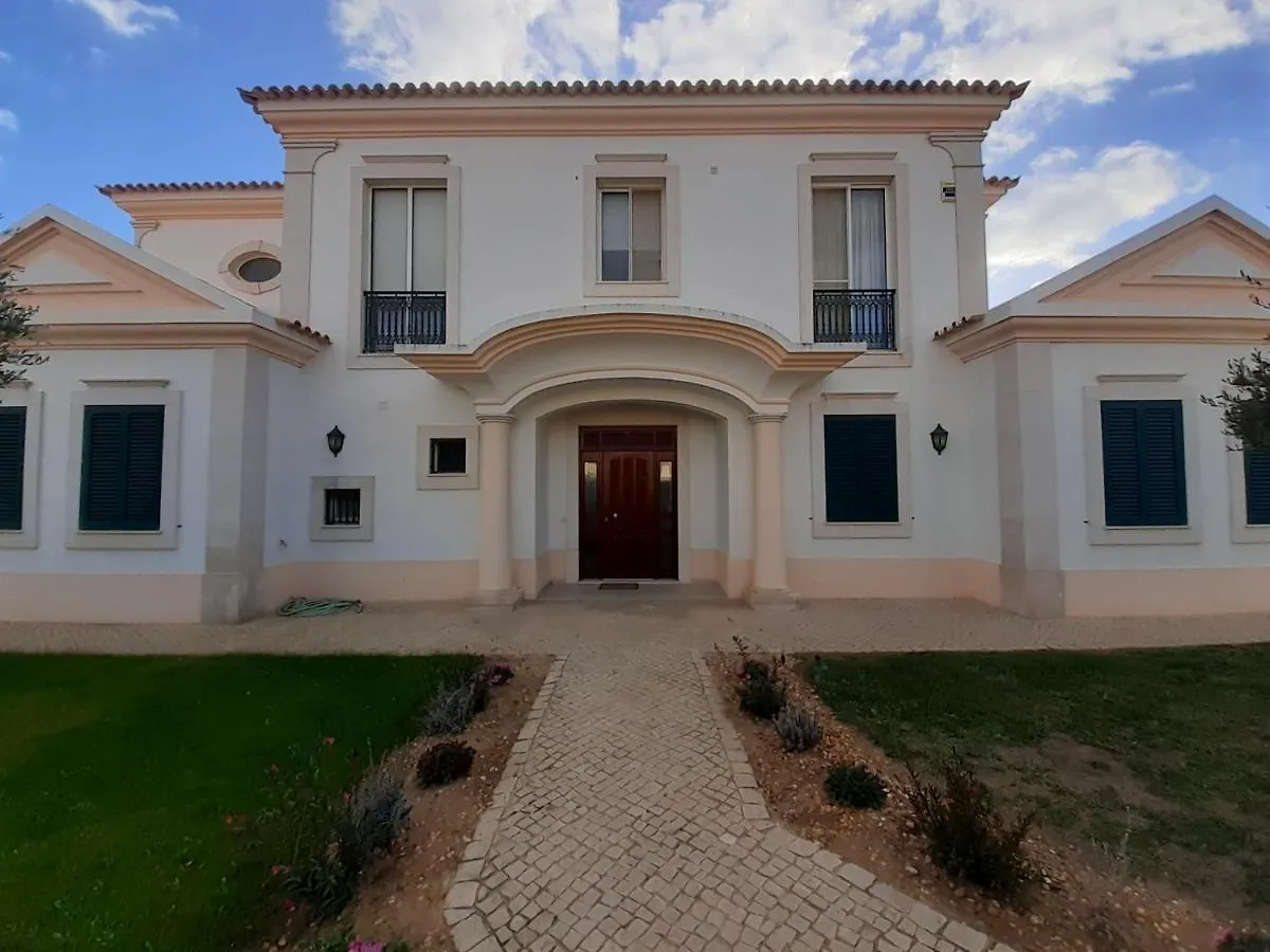 Gale 3 Storey Villa Really On The Beach location