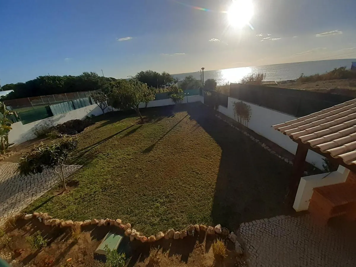 Gale 3 Storey Villa Really On The Beach