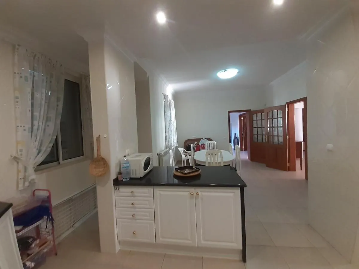 Gale 3 Storey Villa Really On The Beach 0*, Albufeira