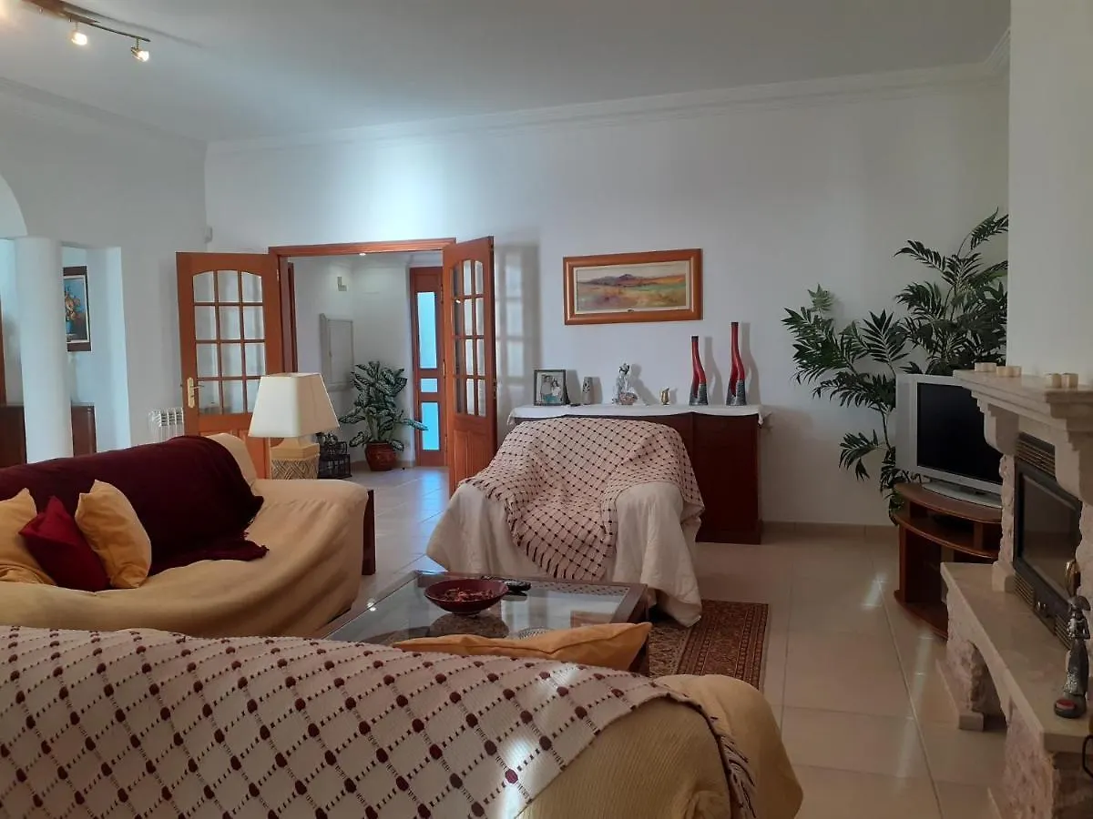 Gale 3 Storey Villa Really On The Beach