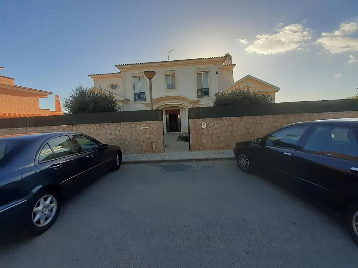 Gale 3 Storey Villa Really On The Beach