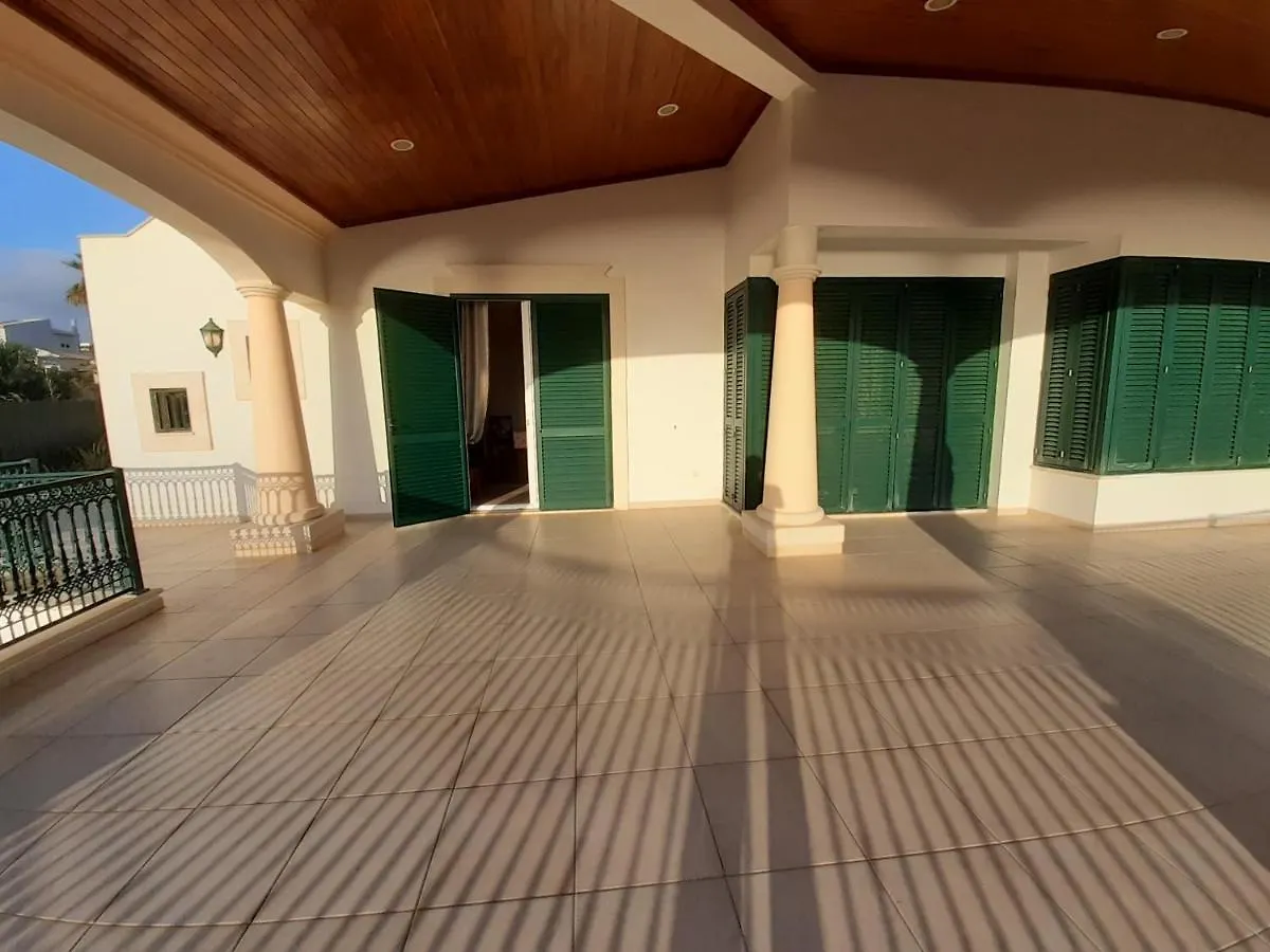 Gale 3 Storey Villa Really On The Beach Portugal