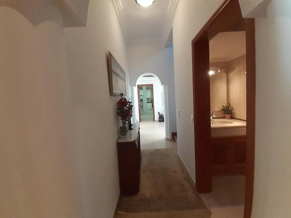 Gale 3 Storey Villa Really On The Beach 0*, Albufeira