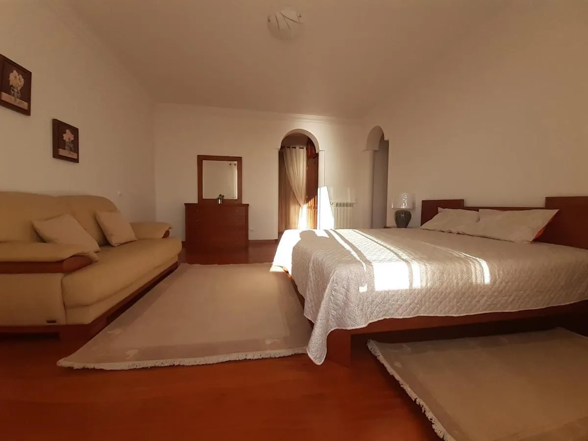 Gale 3 Storey Villa Really On The Beach Portugal