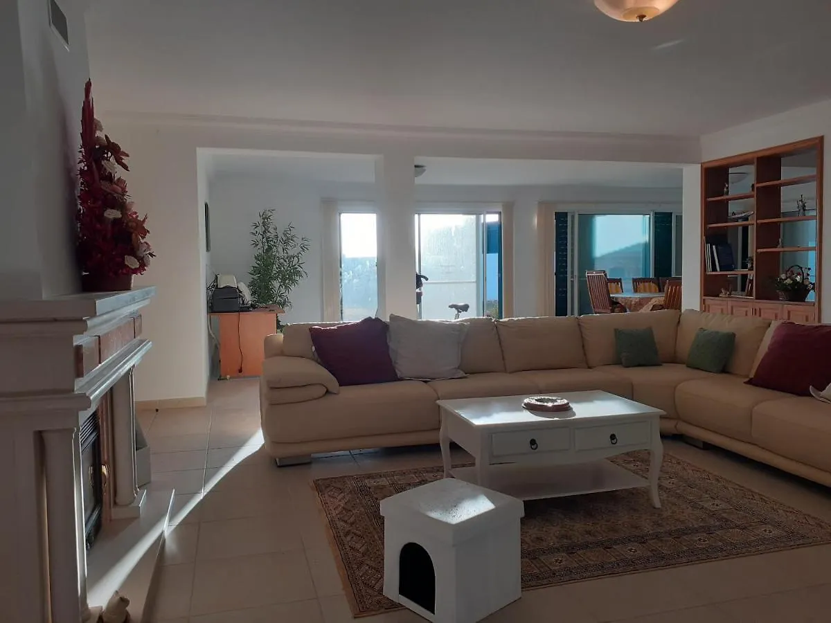 Gale 3 Storey Villa Really On The Beach Albufeira